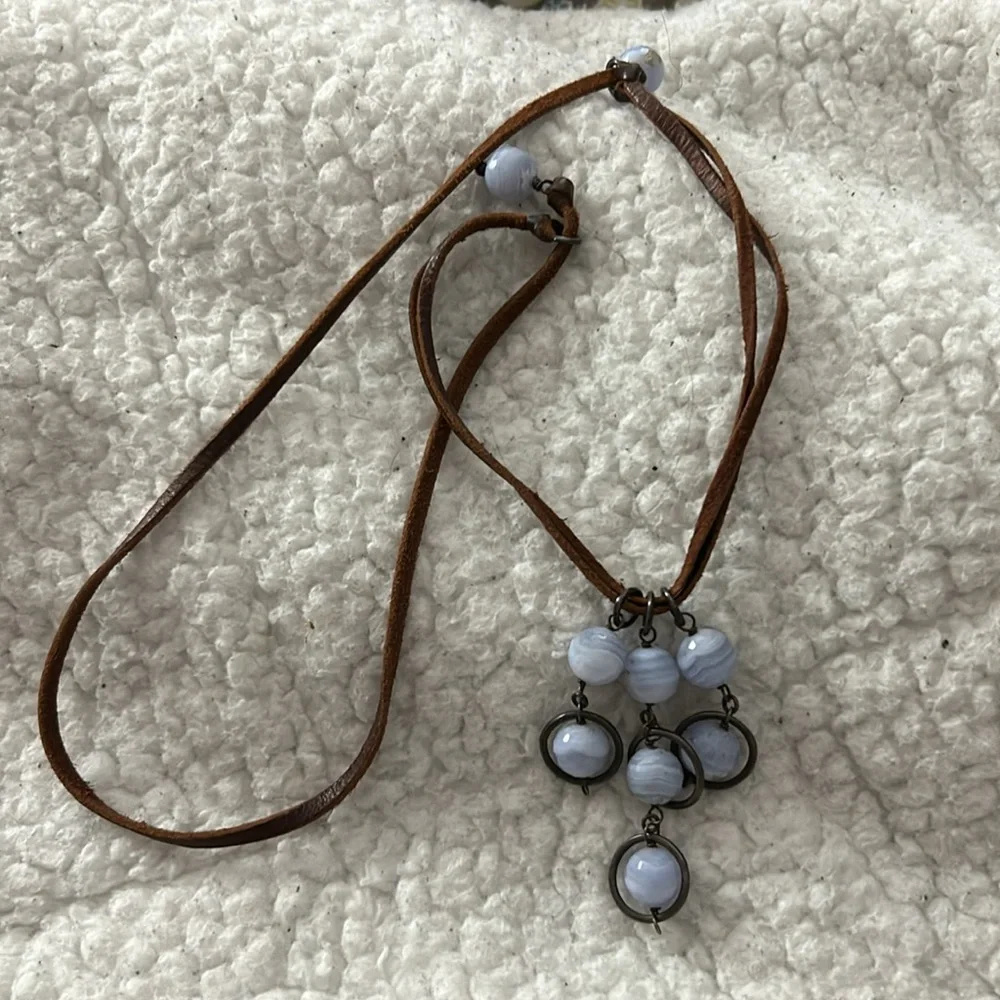 Vintage Stone Leather Necklace - Picture 8 of 8